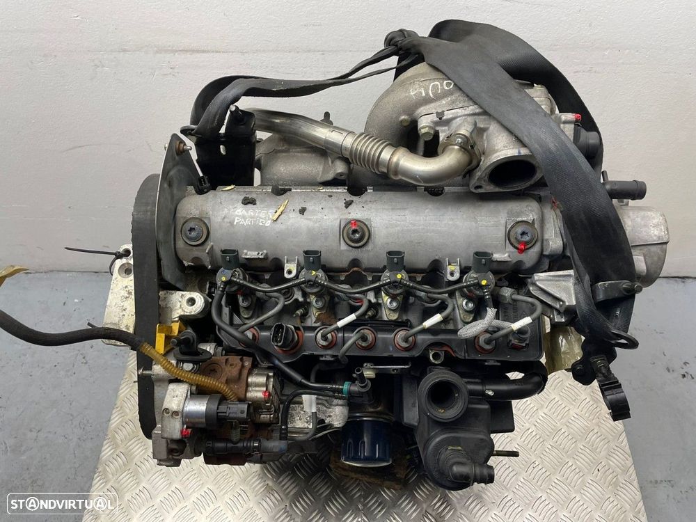 Motor RENAULT MEGANE II (BM0/1_, CM0/1_) 1.9 dCi | 11.02 - 02.08 Usado REF. F9Q8... - 5