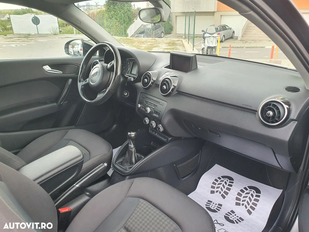 Audi A1 1.4 TFSI Attraction - 11