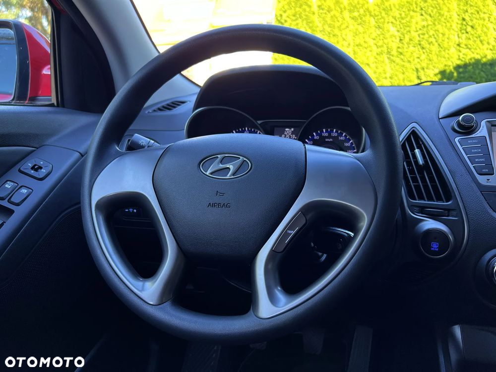 Hyundai ix35 1.6 2WD Fifa World Cup Edition - 30