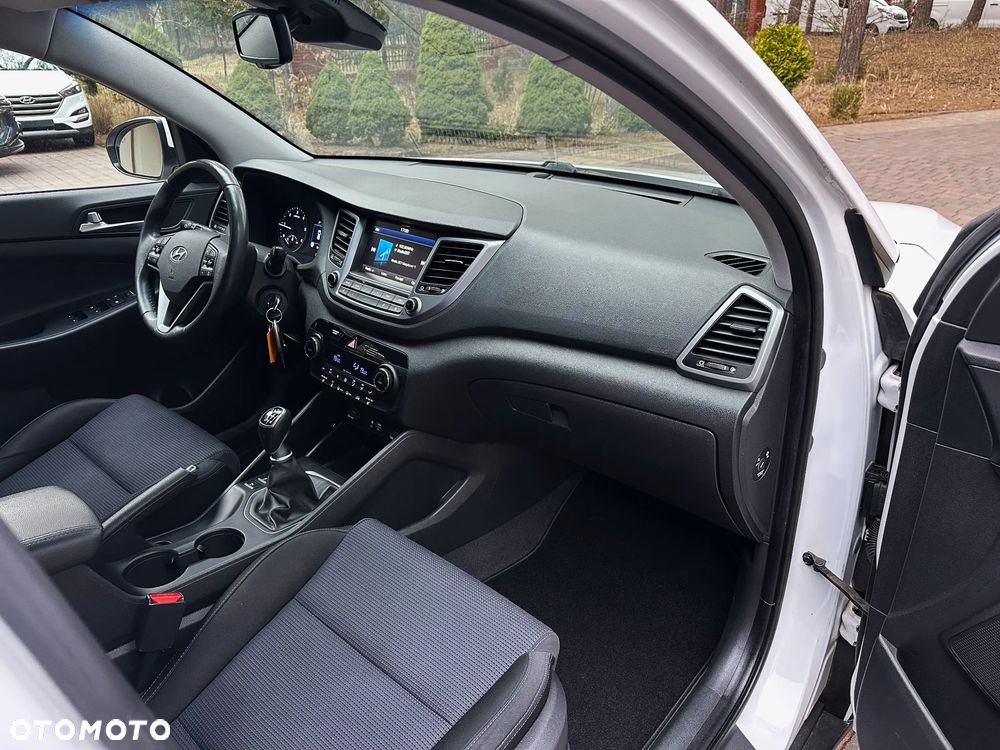 Hyundai Tucson blue 1.7 CRDi 2WD Advantage - 14
