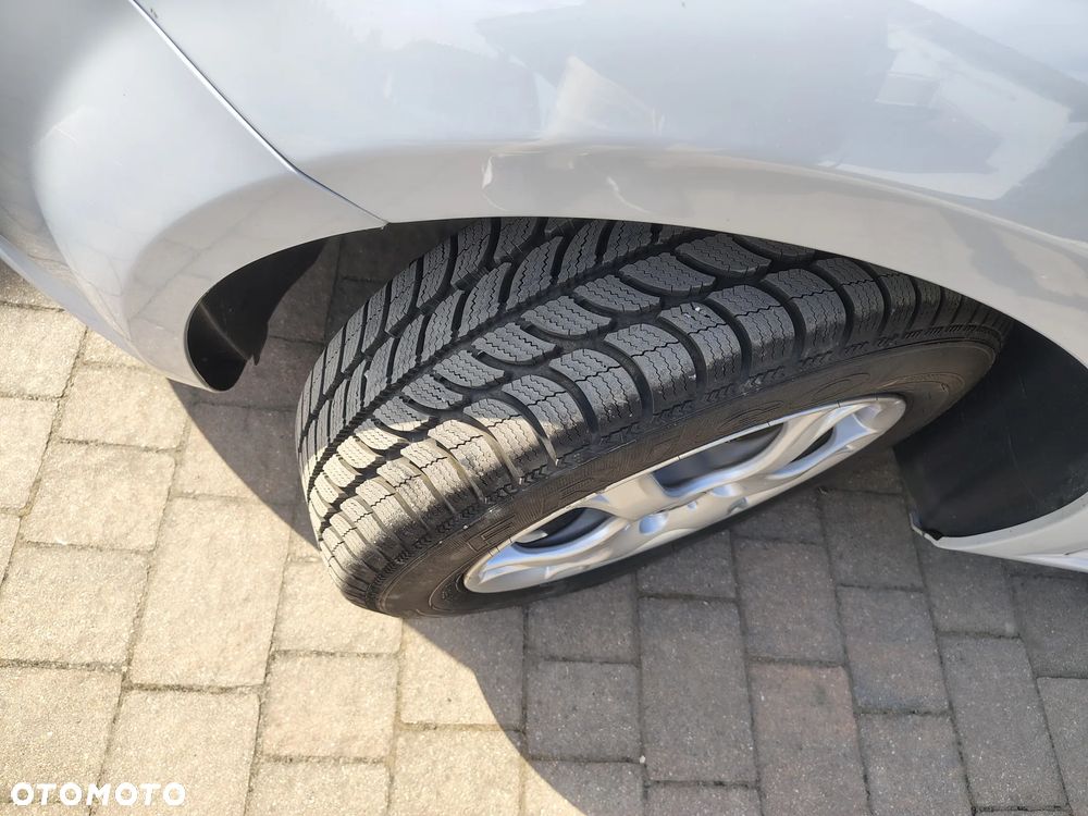 Fiat Punto 1.2 8V - 22