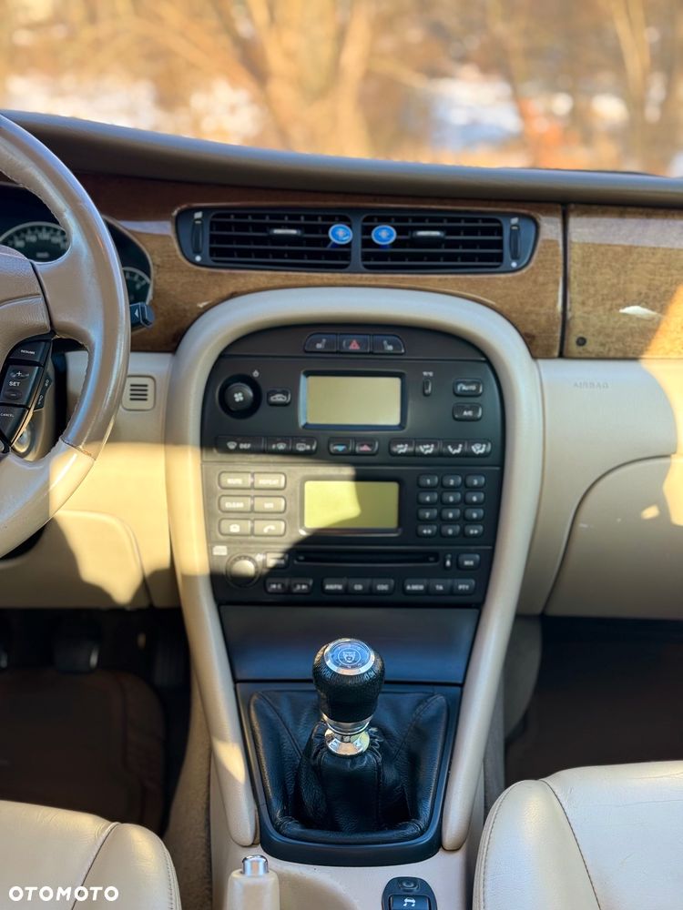 Jaguar X-Type - 25