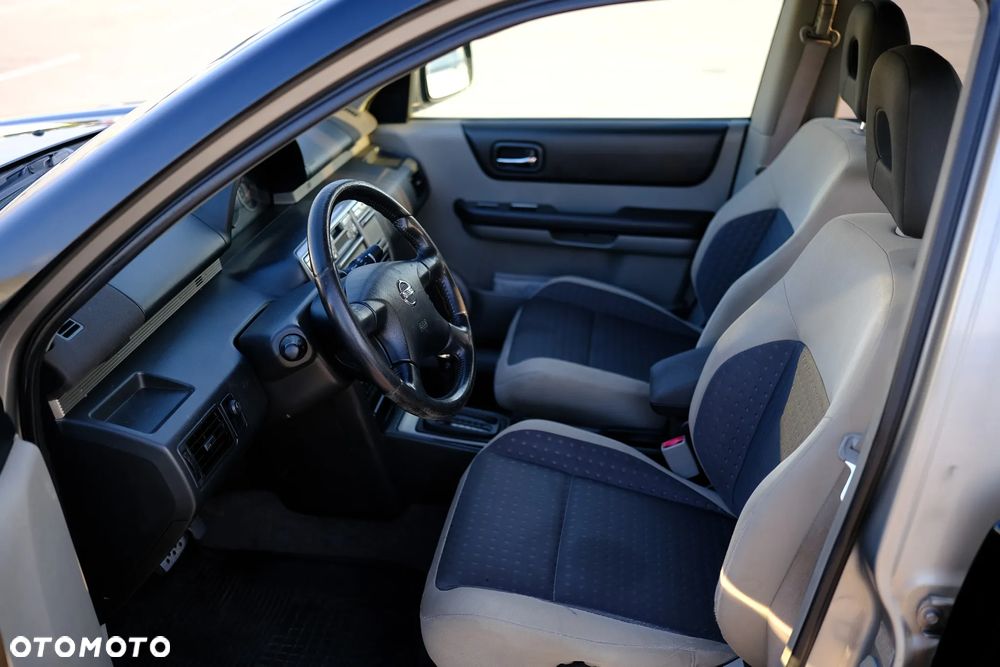 Nissan X-Trail - 4