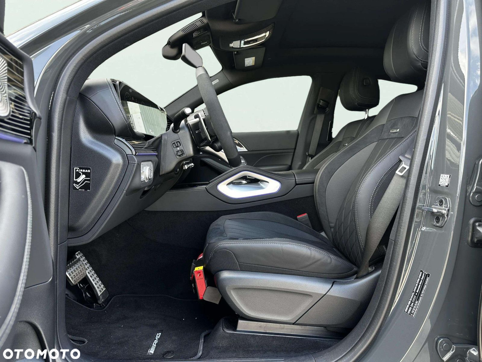 Mercedes-Benz GLE - 12
