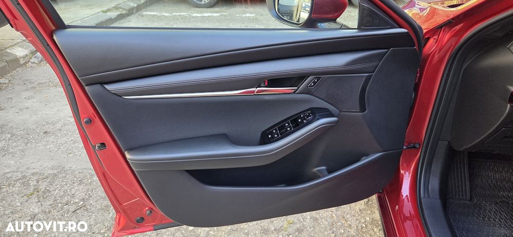 Mazda 3 e-Skyactiv G122 AT MHEV Plus - 18