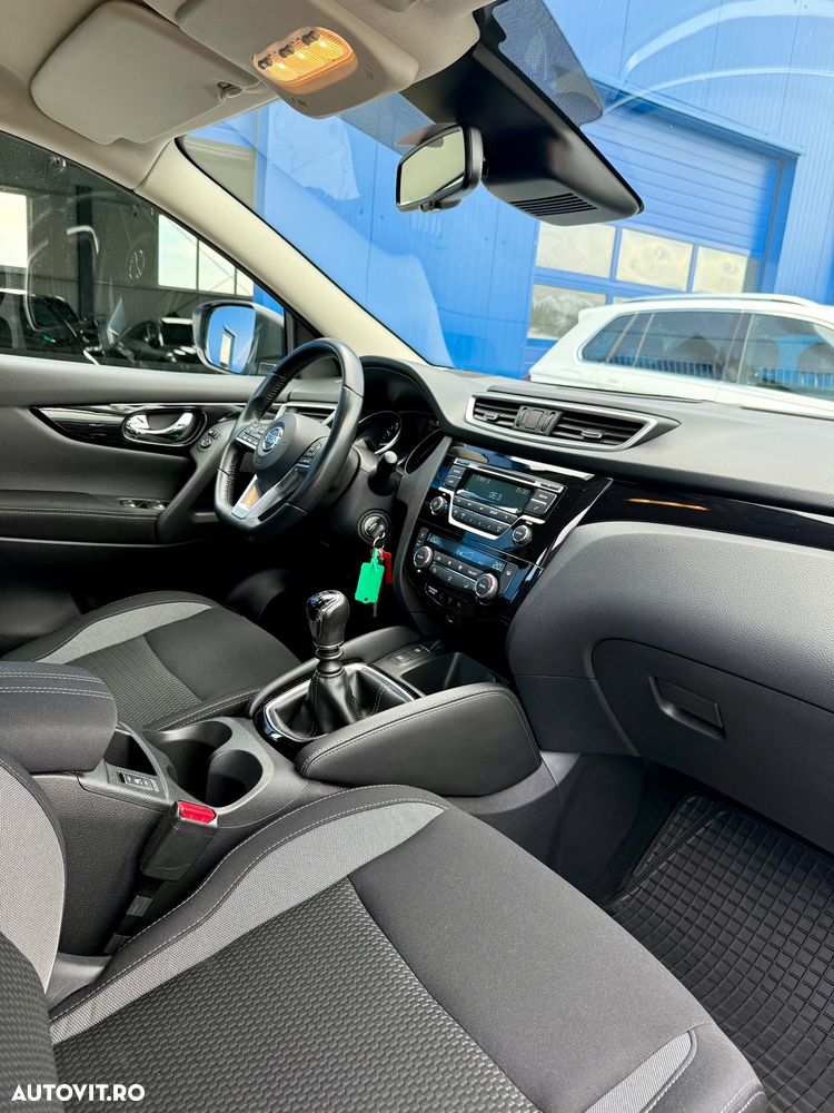 Nissan Qashqai 1.2 DIG-T ACENTA - 9