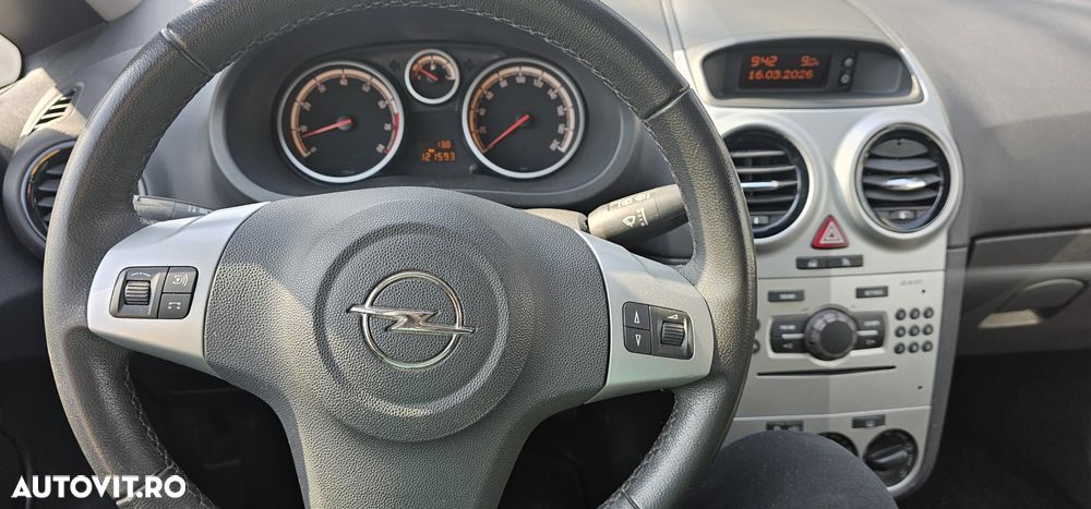 Opel Corsa - 11