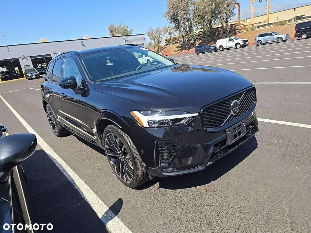 Volvo XC 60 B5 B AWD Ultra Dark - 1
