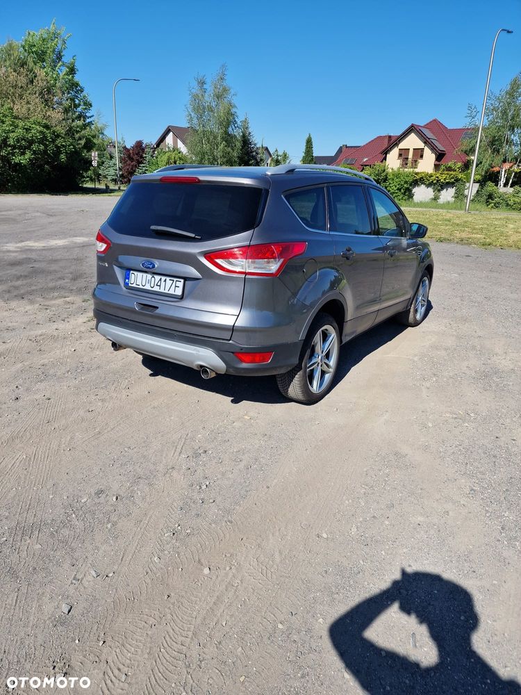 Ford Kuga - 4