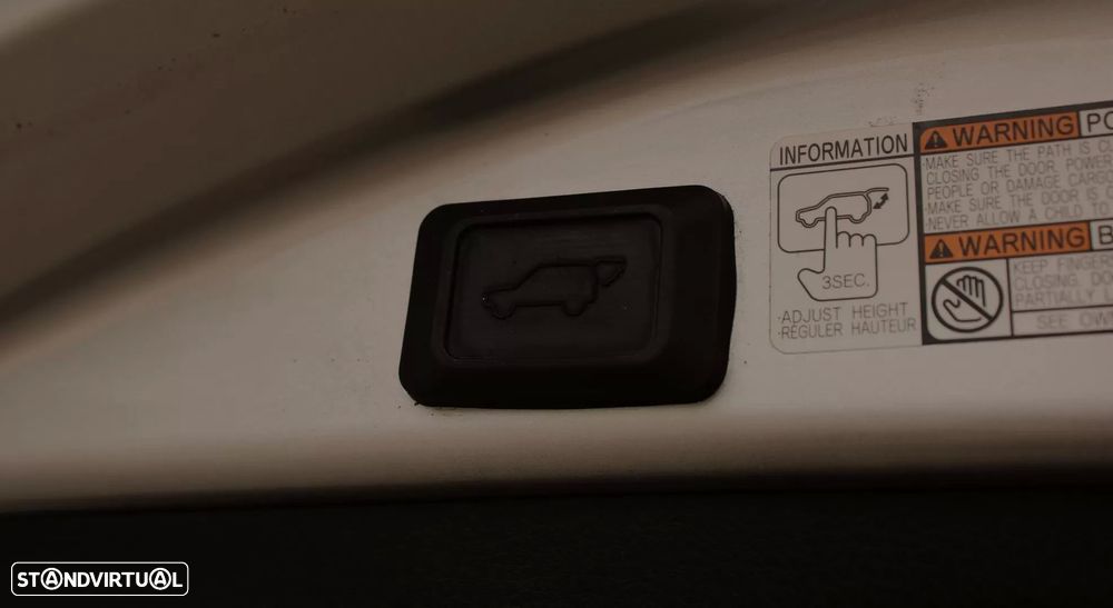 Toyota RAV4 2.0 D-4D Comfort+GPS - 36