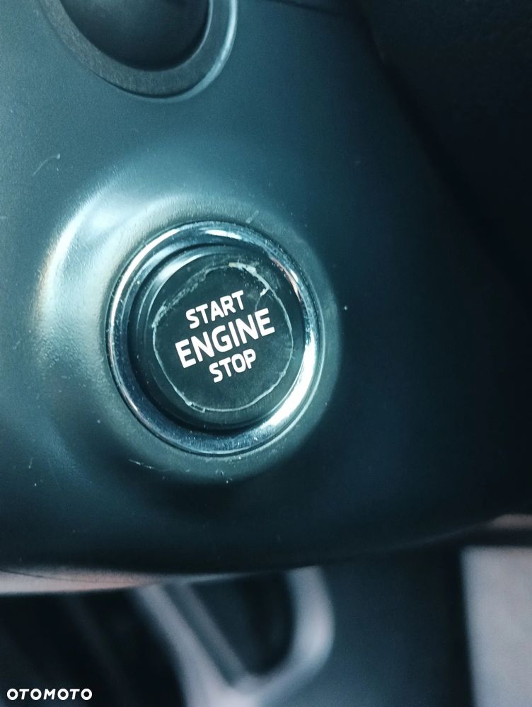 Skoda Superb 2.0 TDI DSG Premium Edition - 39