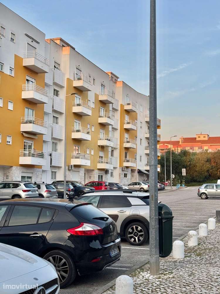Arrendamento - Apartamento T3 - Seixal - Grande imagem: 2/50