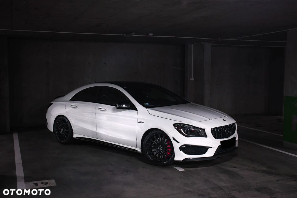 Mercedes-Benz CLA 45 AMG 4-Matic - 18
