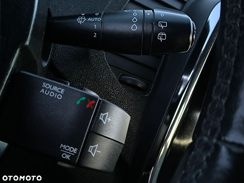 Renault Captur 0.9 Energy TCe Limited - 23