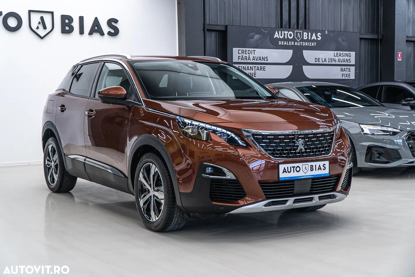 Peugeot 3008 1.2 PureTech Turbo S&S EAT6 Allure - 3