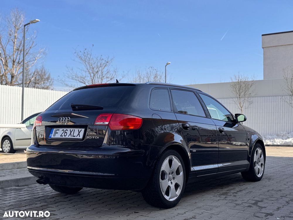 Audi A3 2.0 TDI ack DPF (DSG) S tronic Attraction - 5