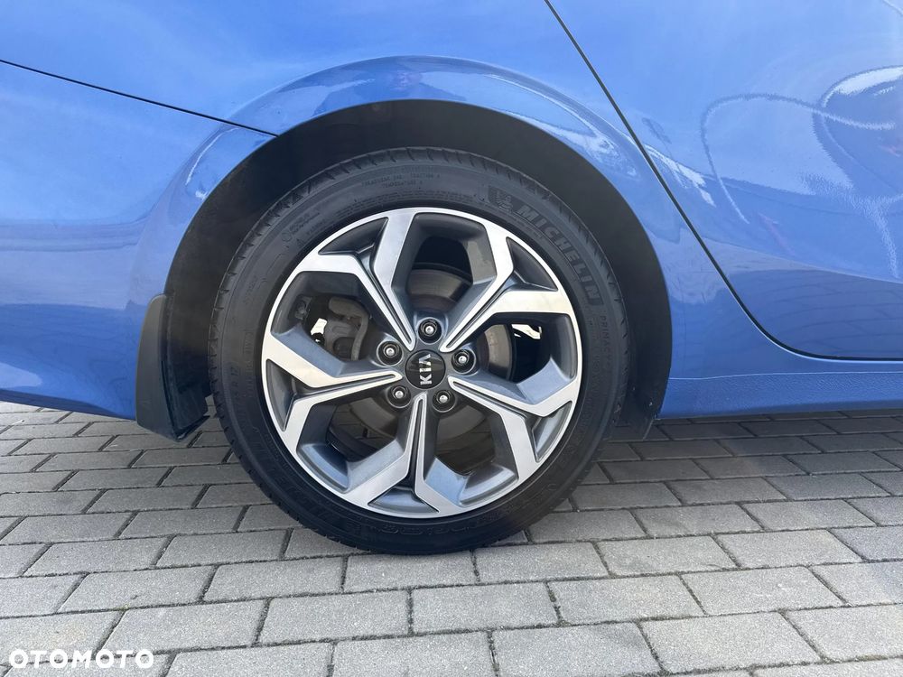 Kia Ceed 1.5 T-GDI L Business Line Plus - 18