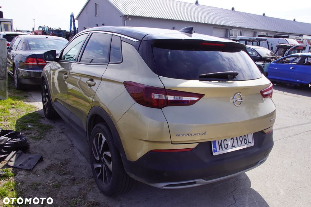 Auto na części - Opel Grandland X I 1.2 Turbo 130 KM B12XHT 20GE35 G80 2018R Silnik Skrzynia Drzwi Błotnik Klapa Zderzak Lampa Lusterko Klamka Szyba Panorama Deska Kokpit Sterownik Moduł Czujnik Licznik Wyświetlacz Panel Kierownica - 6