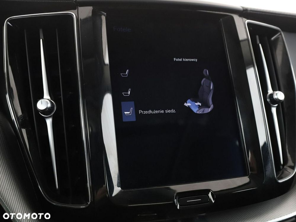 Volvo XC 60 T8 Twin Engine AWD Geartronic Inscription - 32