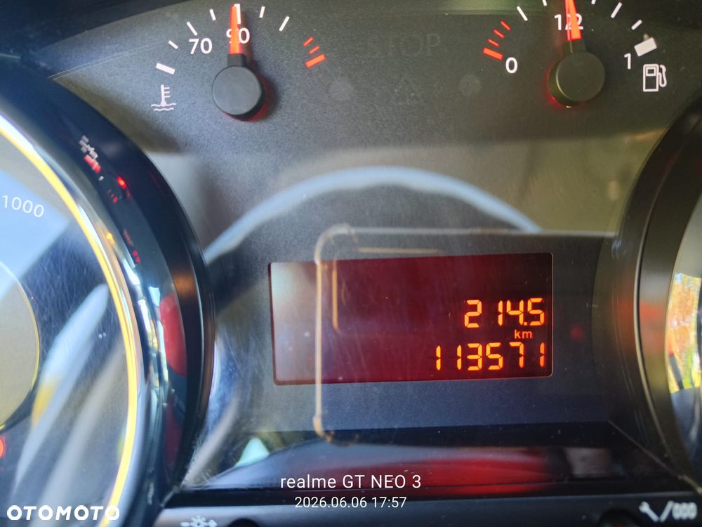Peugeot 3008 HDi FAP 115 Style - 5
