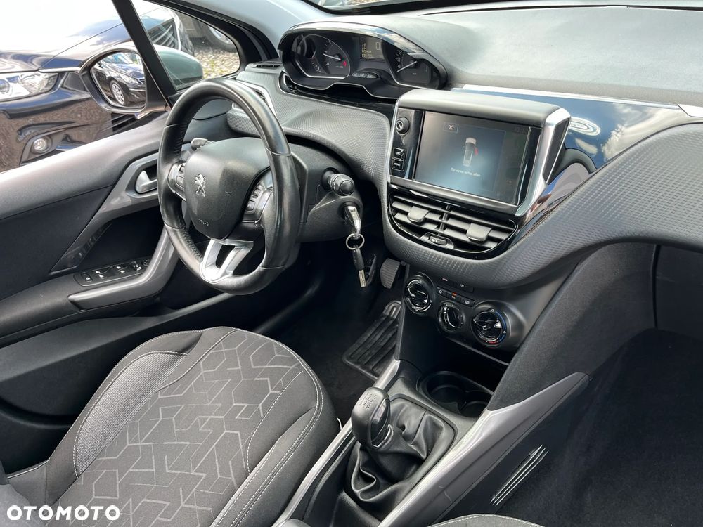 Peugeot 2008 - 36