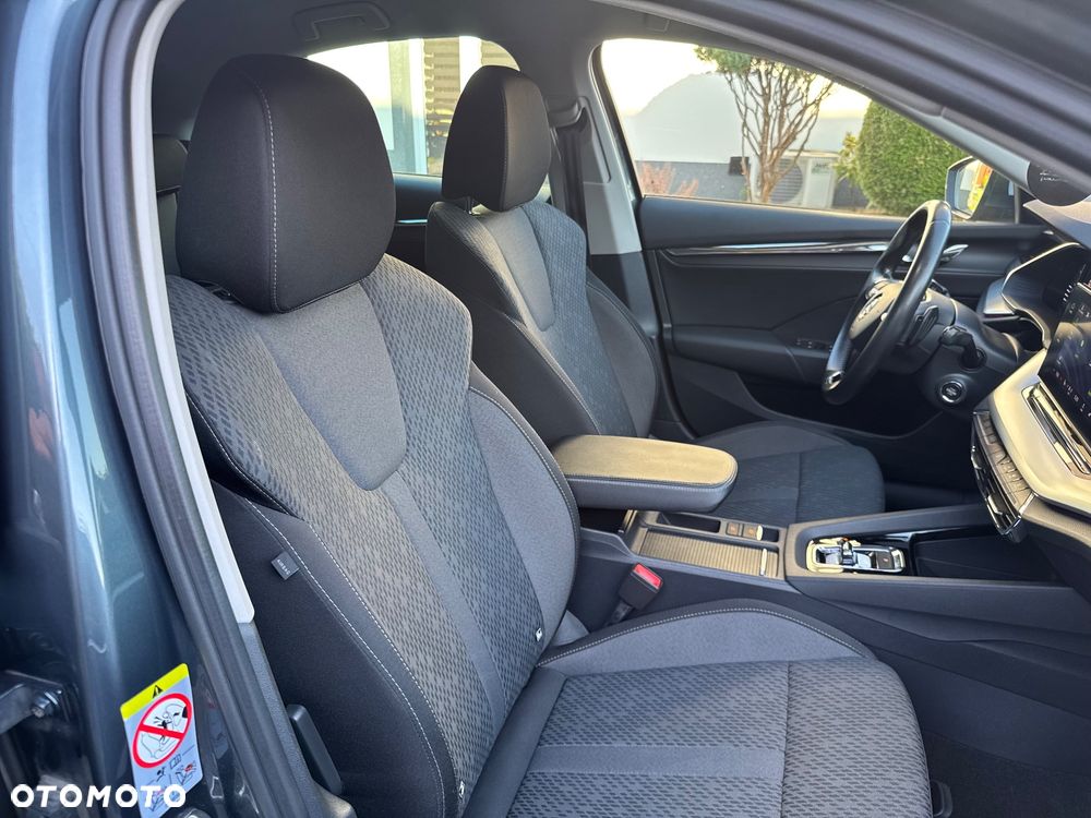 Skoda Octavia 2.0 TDI SCR Style DSG - 24