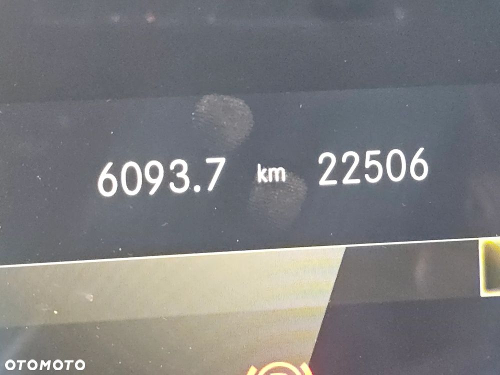 Mercedes-Benz Klasa E 220 d 4Matic 9G-TRONIC Avantgarde - 8