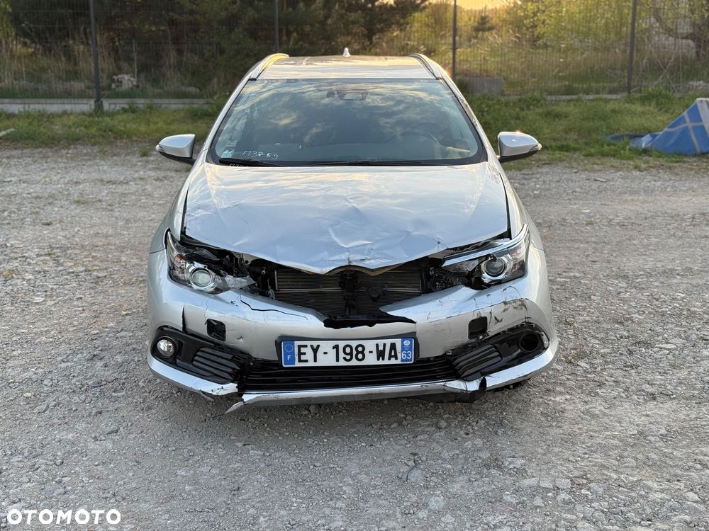 Toyota Auris 1.8 VVT-i Automatik Executive - 2