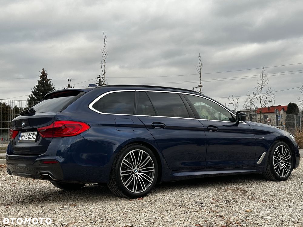 BMW Seria 5 530d xDrive Touring - 4