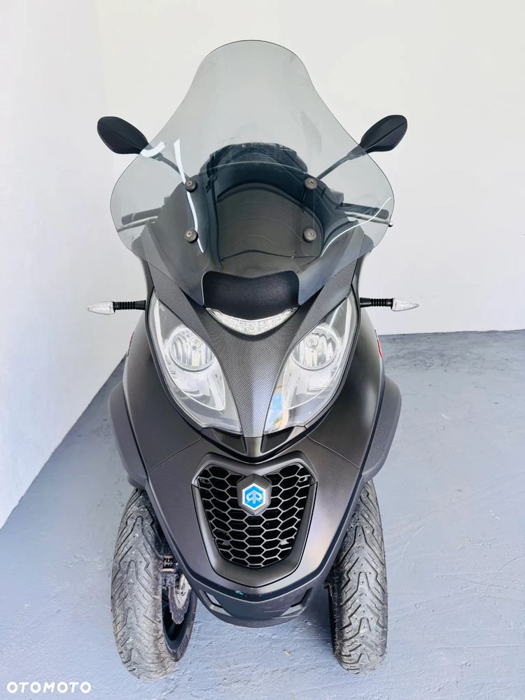 Piaggio MP-3 - 31