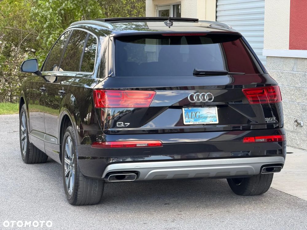 Audi Q7 - 9