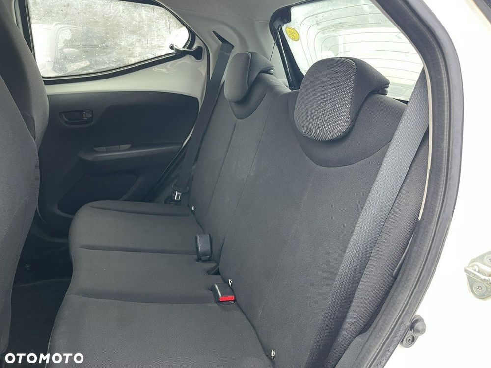 Toyota Aygo 1.0 VVT-i Black Edition - 10