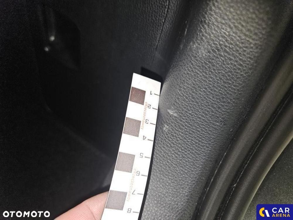 Toyota Yaris 1.5 Comfort - 30