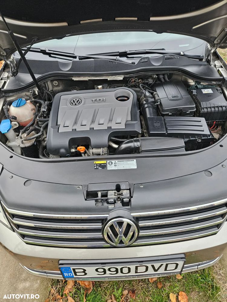 Volkswagen Passat 2.0 TDI BlueMotion Tehnology Highline - 14