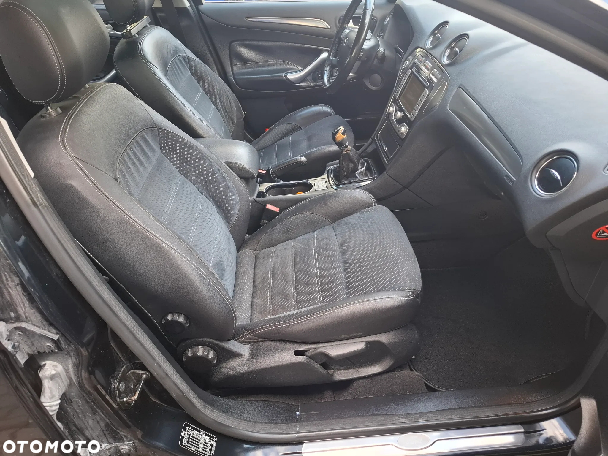 Ford Mondeo 2.0 Platinium X Plus (Titanium) - 8