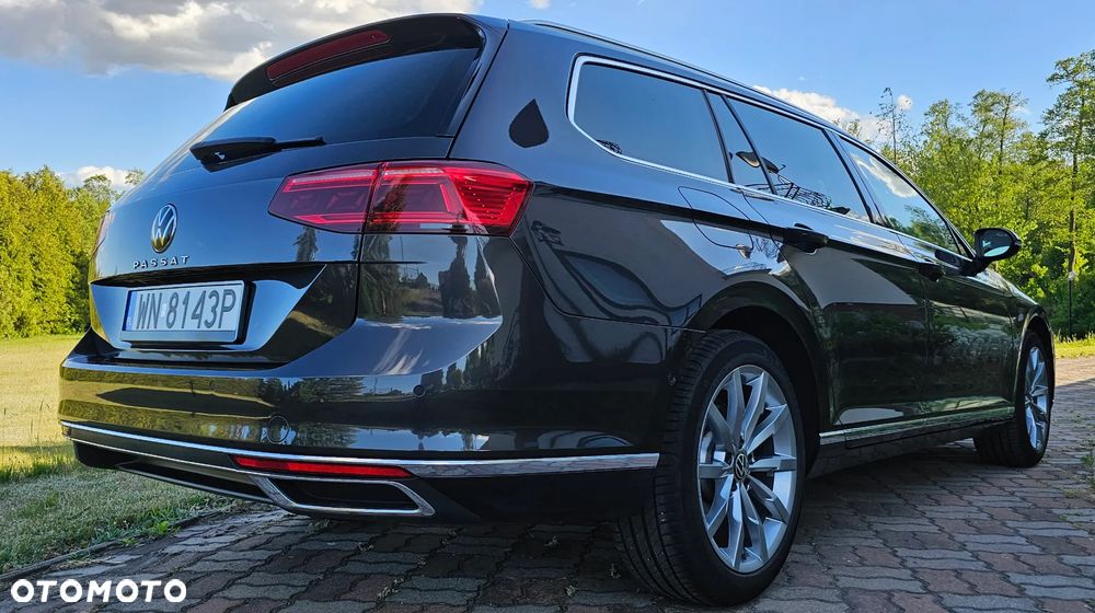 Volkswagen Passat 2.0 TDI EVO Elegance - 2