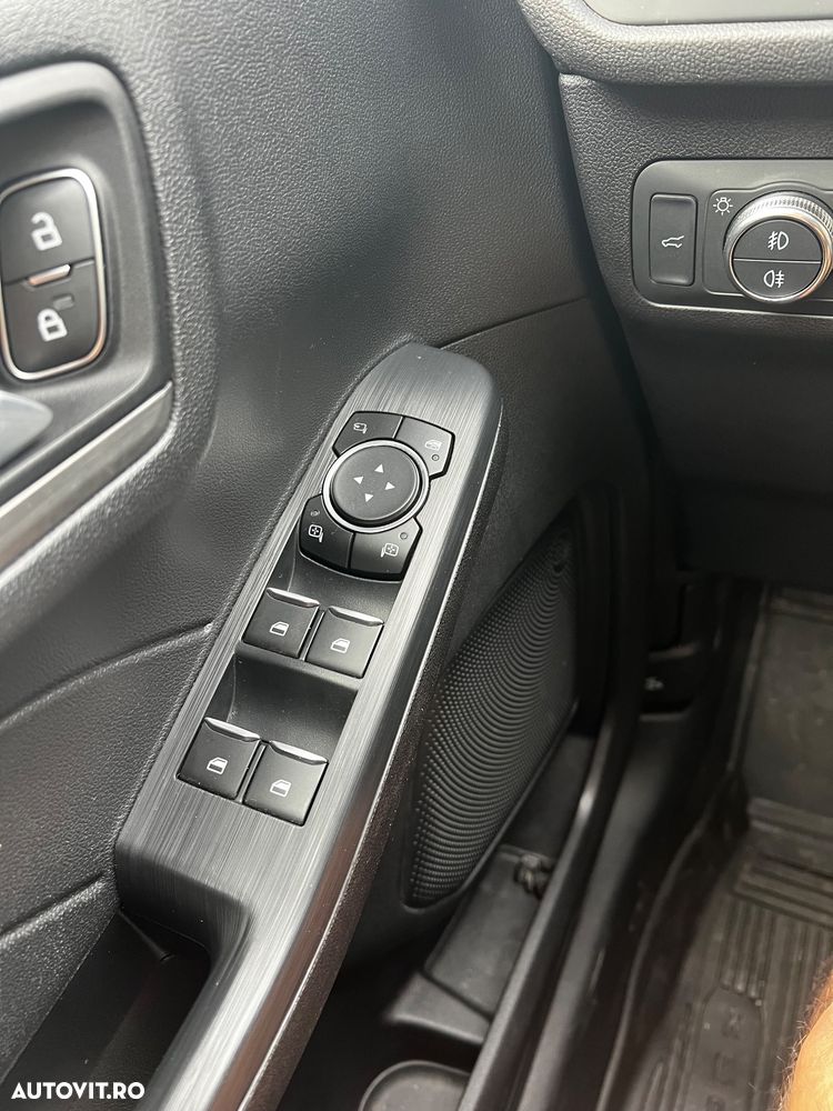Ford Kuga 2.0 EcoBlue A8 AWD Titanium X - 16