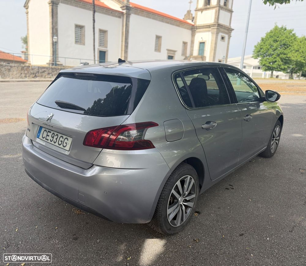 Peugeot 308 1.5 BlueHDi Allure - 4