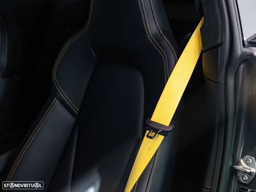 Porsche 911 (992) - 42