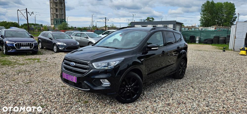 Ford Kuga - 1