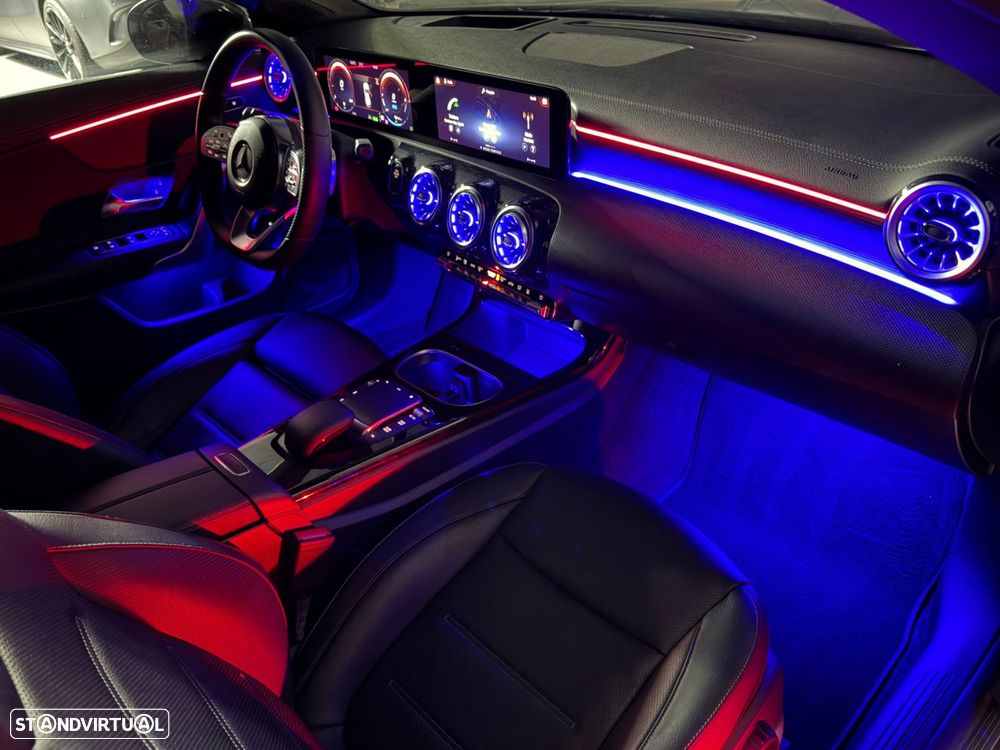 Mercedes-Benz CLA 250 e Shooting Brake AMG Line - 12