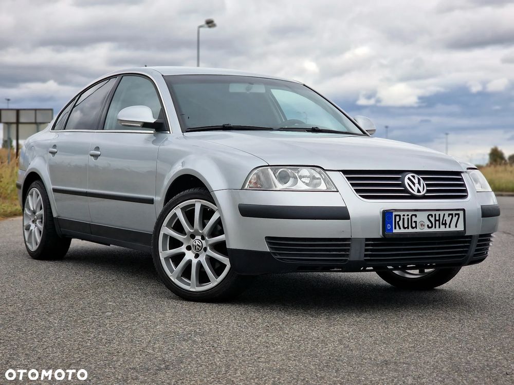 Volkswagen Passat 1.6 Exclusive - 2