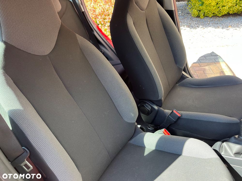 Toyota Aygo 1.0 VVT-i Black Edition - 16