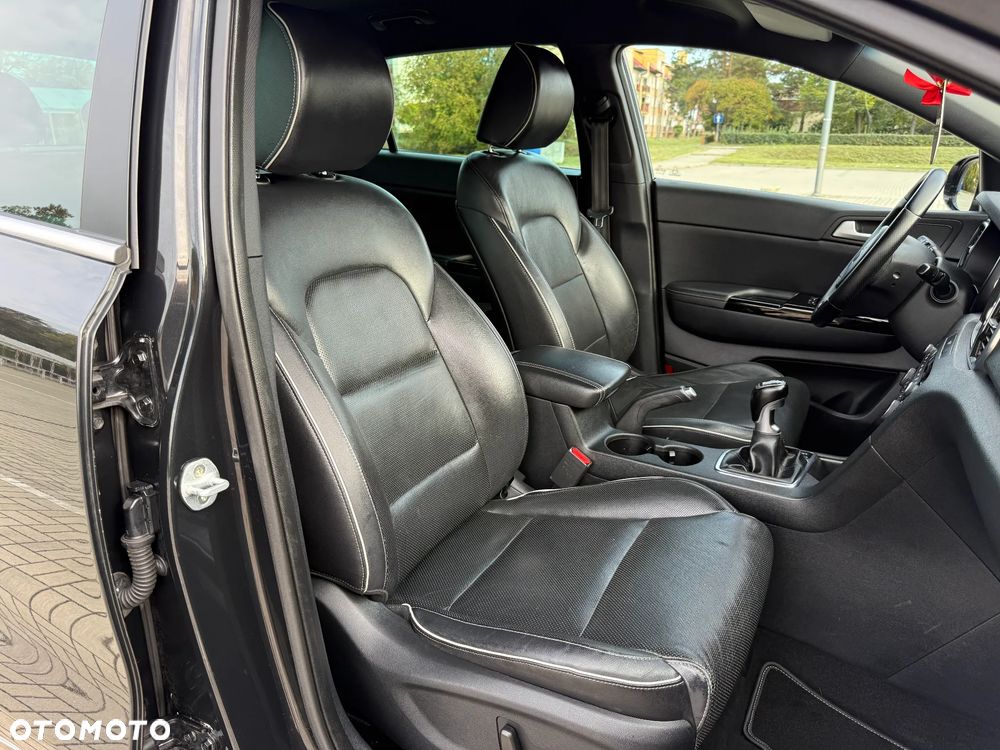 Kia Sportage 1.6 T-GDI AWD GT LINE - 17