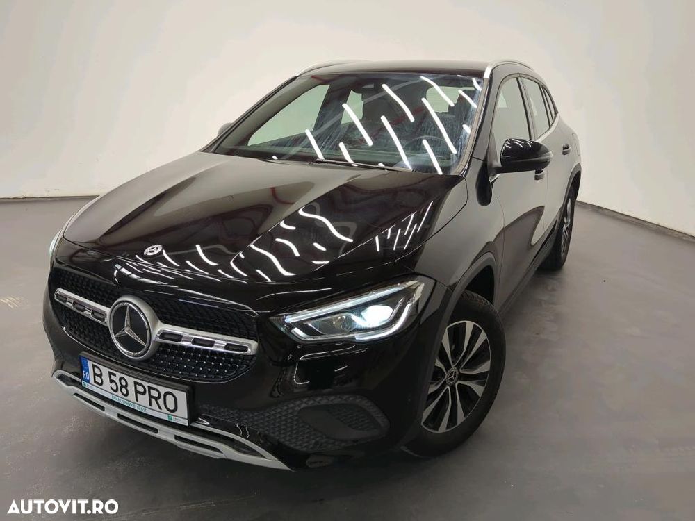 Mercedes-Benz GLA 200 d 4MATIC Aut. - 1