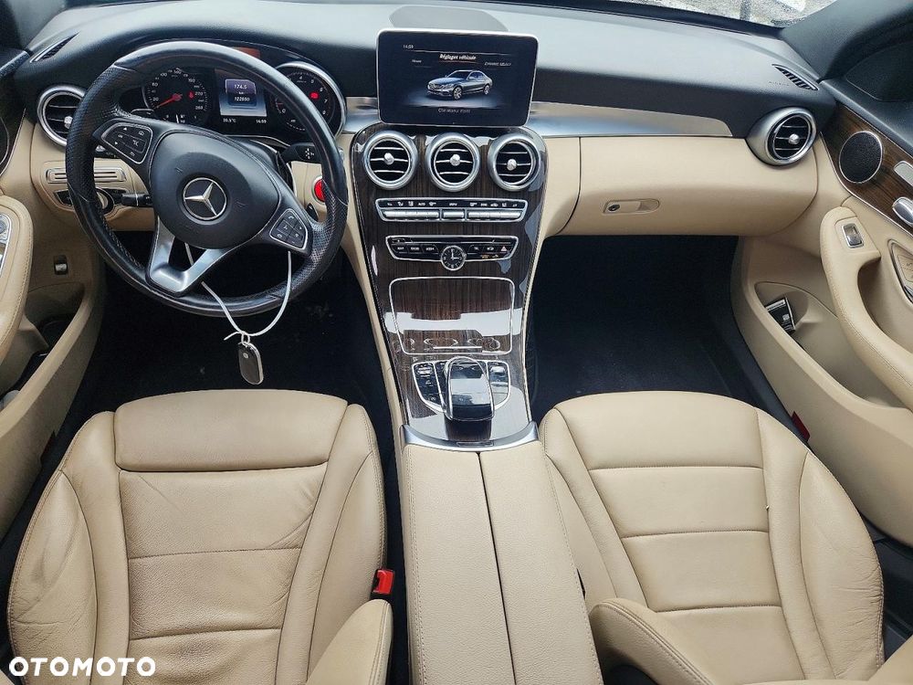 Mercedes-Benz Klasa C 300 7G-TRONIC AMG Line - 8