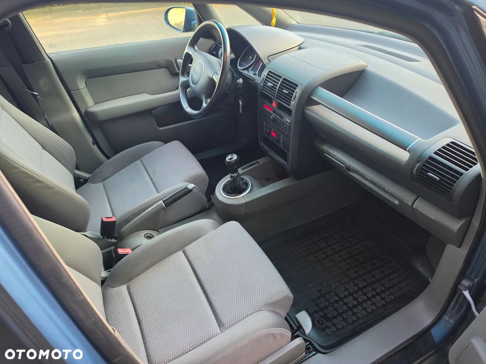 Audi A2 - 4