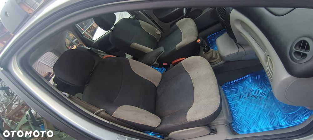 Renault Scenic 2.0 16V Alize - 10