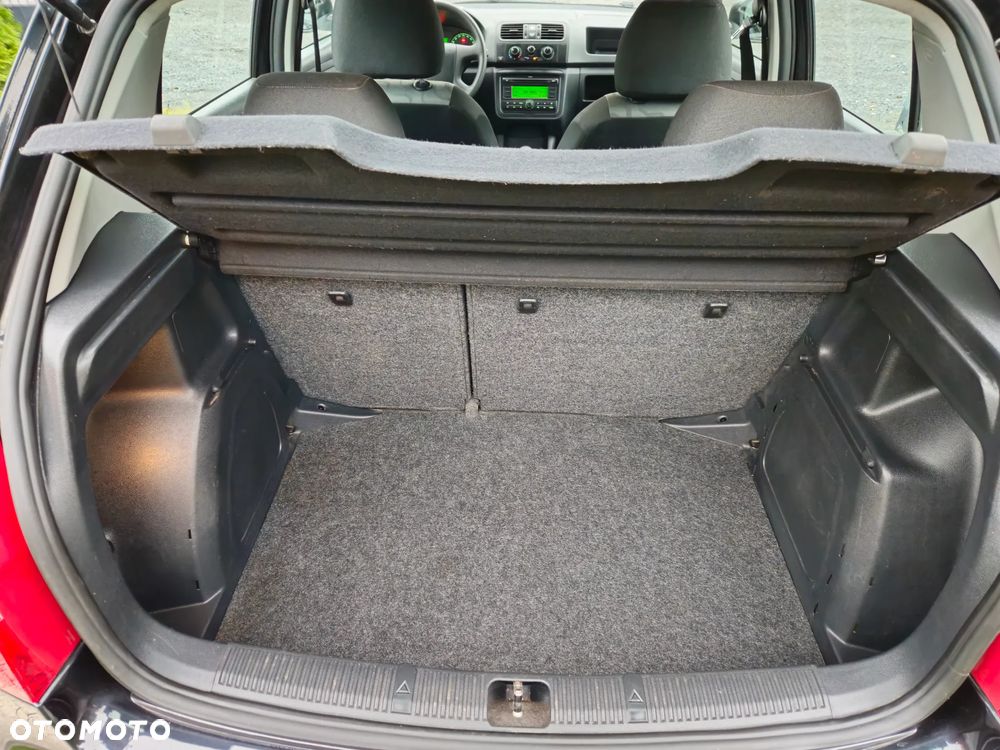 Skoda Fabia 1.2 HTP Active - 13