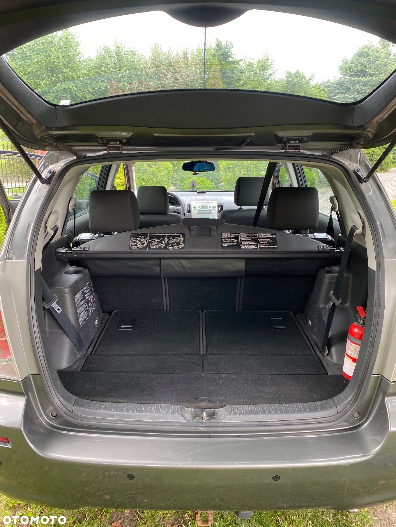 Toyota Corolla Verso - 14